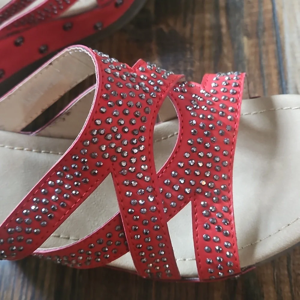 Patrizia‎ By Springstep Women's Red Wedge Sandals. Size 39.